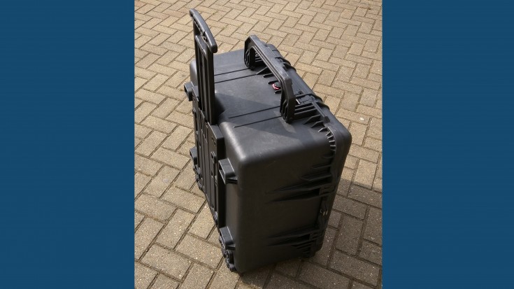hardcase-side-handle-edited